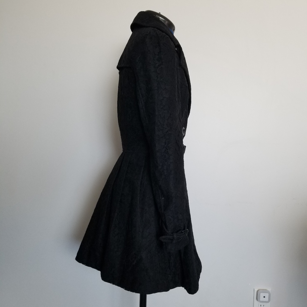 Jacket - Picture 2 of 5